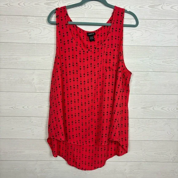 Torrid Arrow Print Sleeveless Blouse Size 2X Red - Picture 3 of 9
